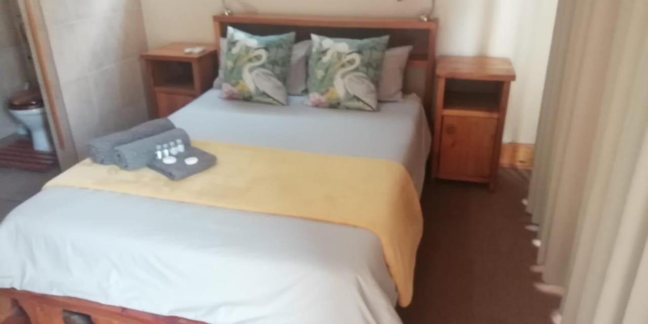 Nkwasi Lodge 파리스 외부 사진